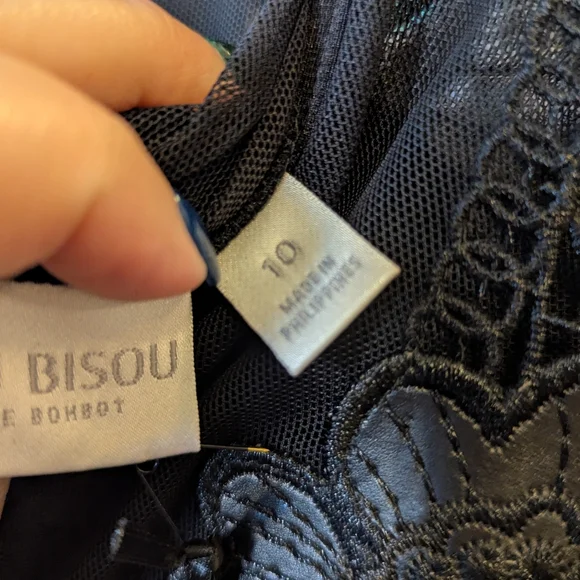 Sz 10 Bisou Bisou Elegant Black Peplum Sheath Dress with Lace Bodice - Picture 7 of 7